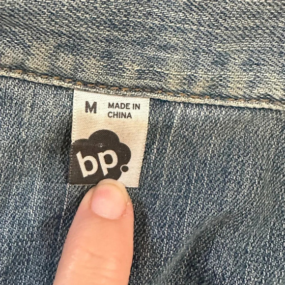 NORDSTROM BP Classic Denim Jean Jacket - size Medium - Picture 5 of 8